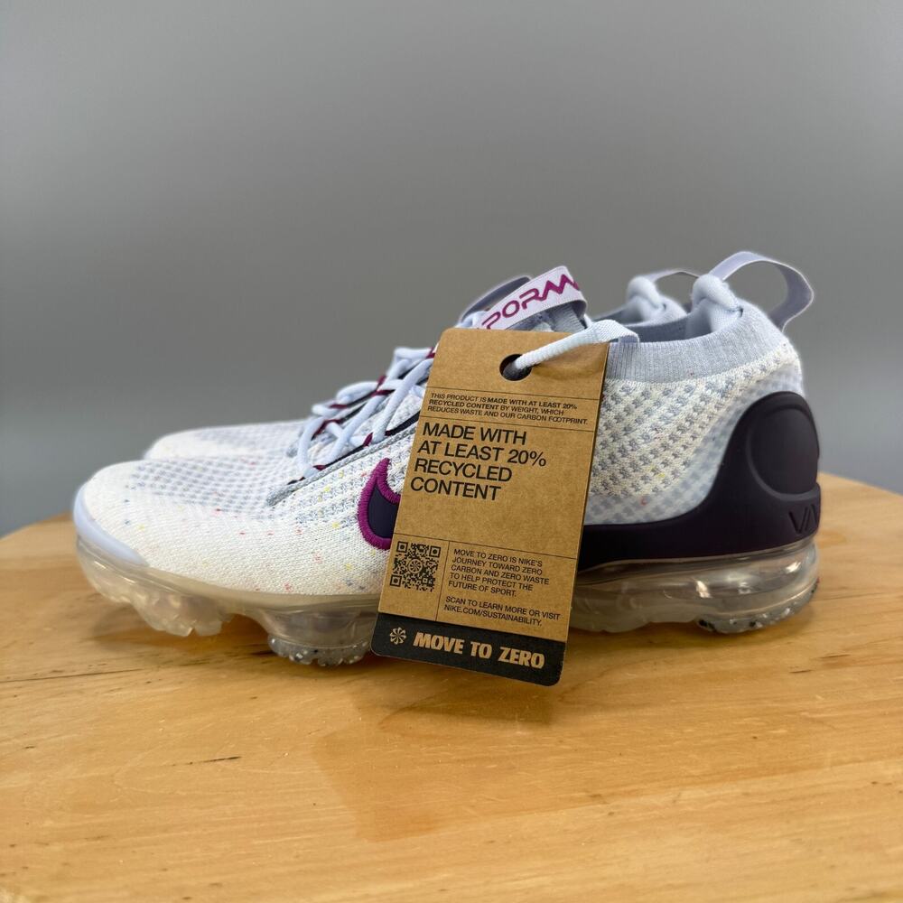 Womens 7 / 5.5Y - Nike Air Vapormax 2021 Flyknit Shoes Football Grey Hot Fuchsia - Picture 3 of 9